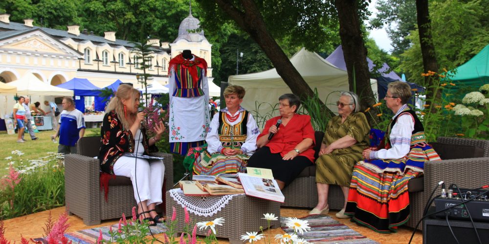 Tradycyjnie w Nałęczowie – za nami druga edycja Festiwalu Kół Gospodyń Wiejskich i Twórców Ludowych